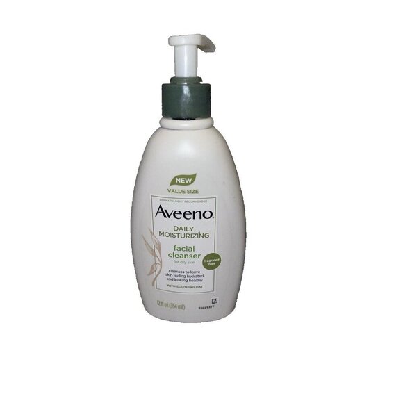 AVEENO Daily Moisturizing Facial Cleanser with Soothing Oat, 12 Fl. Oz - Picture 3 of 10